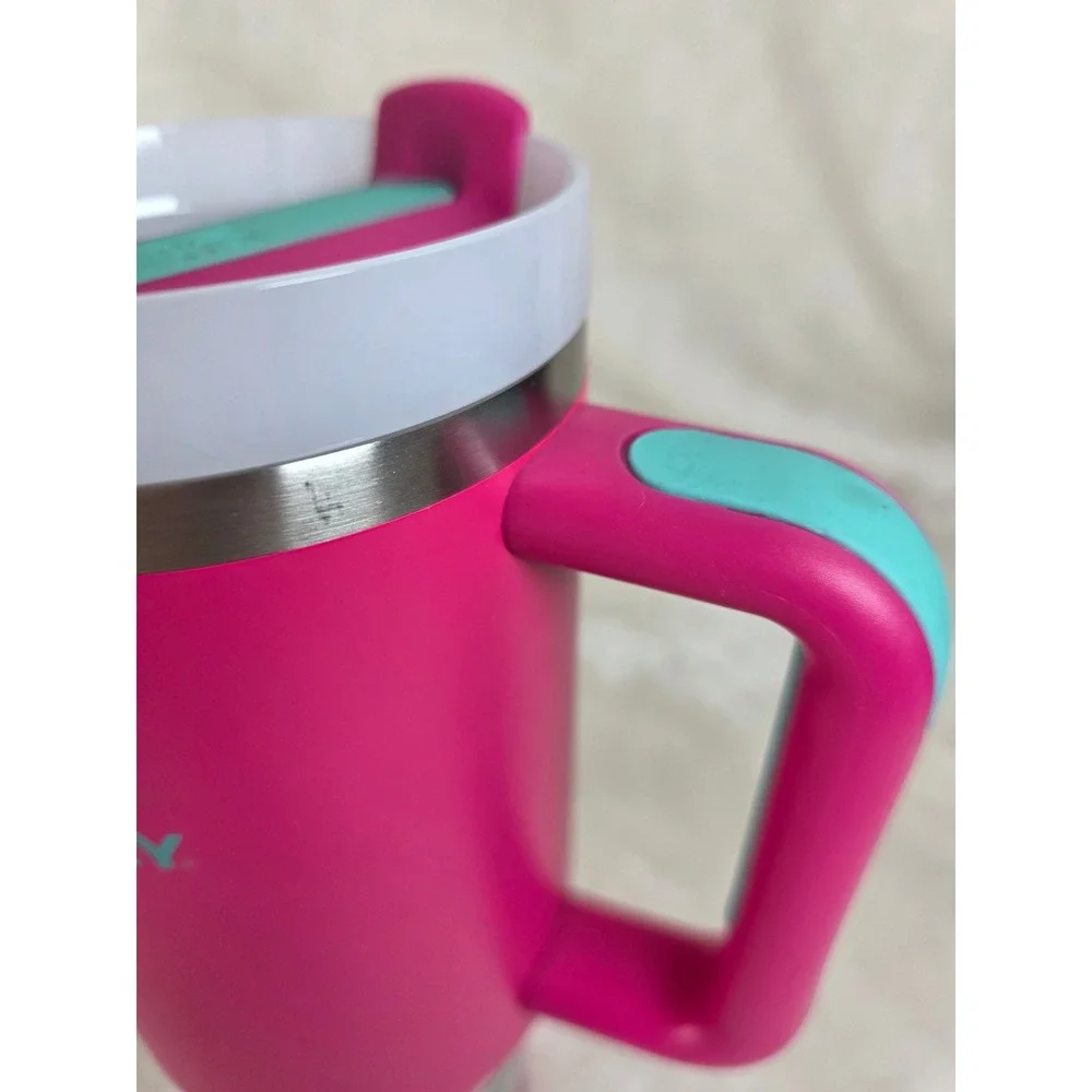 Stanley Quencher H2.0 Tumbler 40oz Passion Pink with Straw‎ Built for Life - Picture 5 of 5
